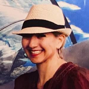 Meet your Posher, Pamela